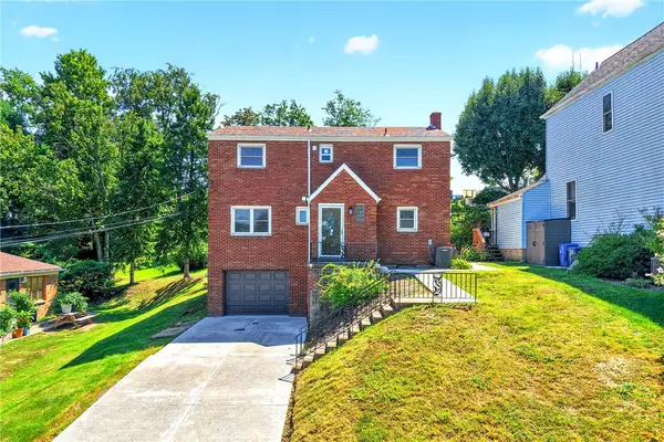 4448 Valley View St, Pittsburgh, PA 15214