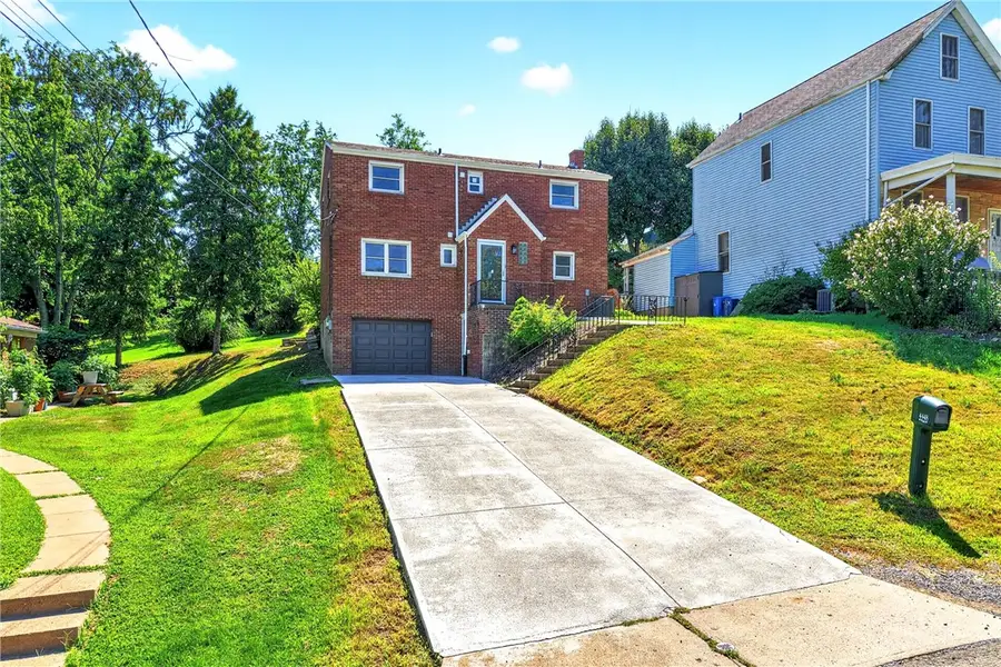 4448 Valley View St, Pittsburgh, PA 15214 - #2