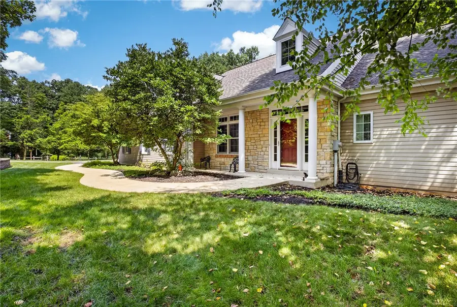 445 Dorseyville Rd, Pittsburgh, PA 15215 - #2
