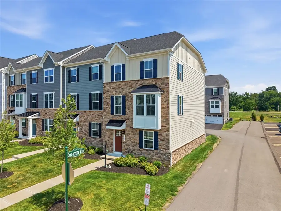 4600 Spruce Rd, Gibsonia, PA 15044 - #2