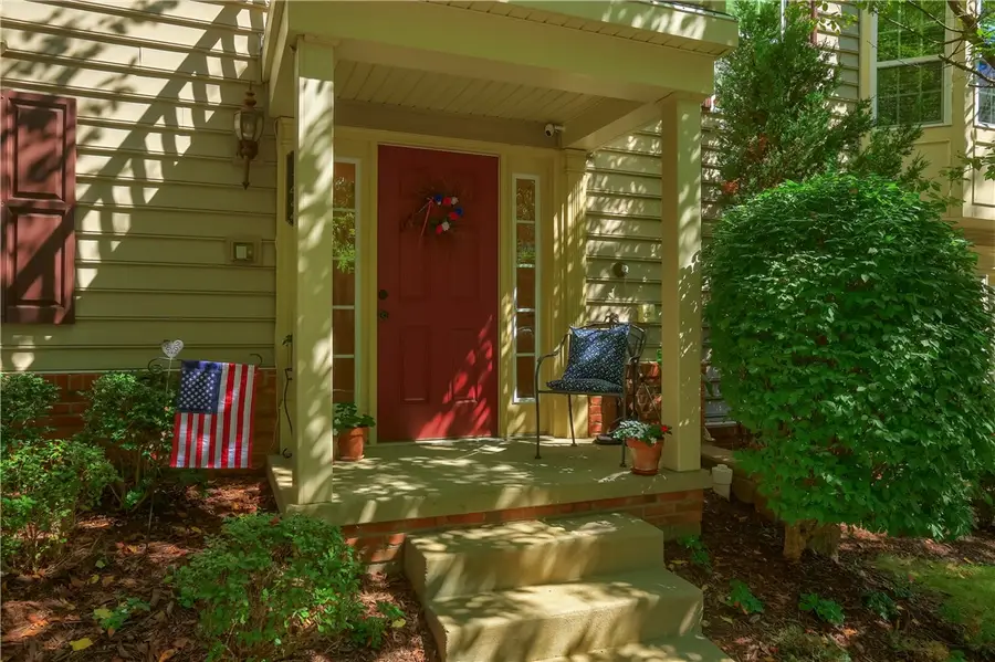 142 Lewisham Road, Cranberry, PA 16066 - #2