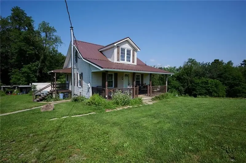 439 Fort Cherry Rd, McDonald, PA 15057 - #1