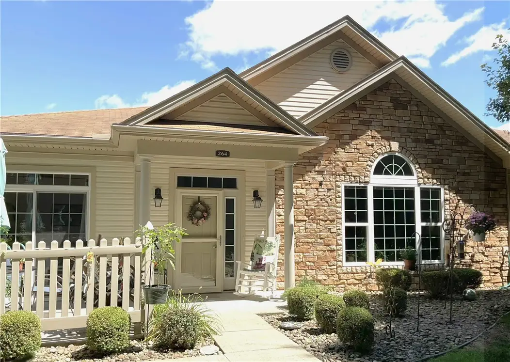 264 Stonegate Blvd, Hermitage, PA 16148 - #1
