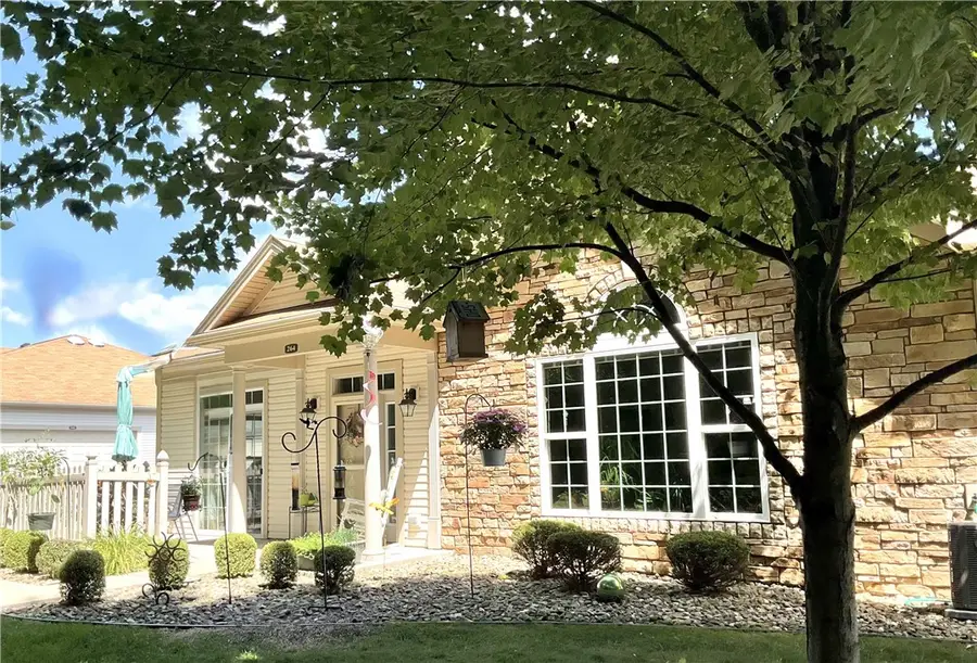 264 Stonegate Blvd, Hermitage, PA 16148 - #3