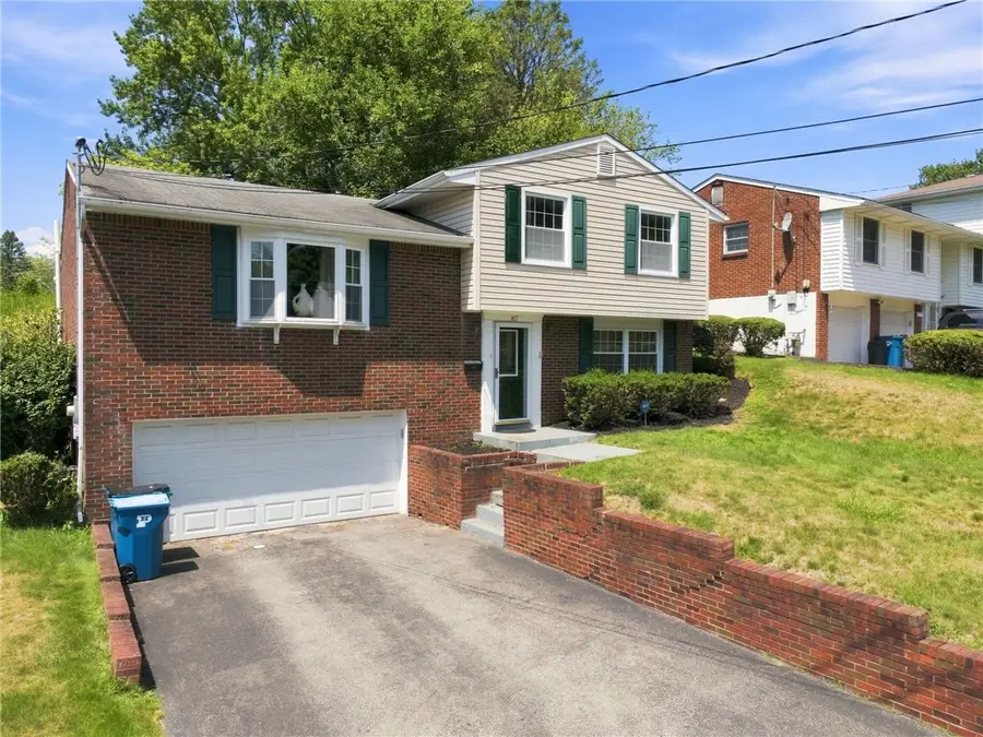 167 Crescent Gardens Dr, Penn Hills, PA 15235 - #2