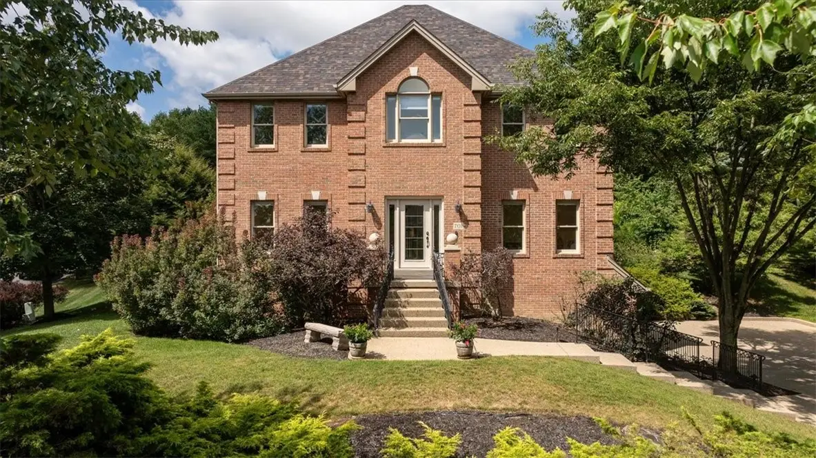 701 Placid Ct, Gibsonia, PA 15044 - #1