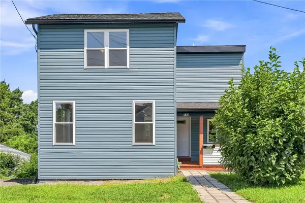 943 Hilltop St, Homestead, PA 15120