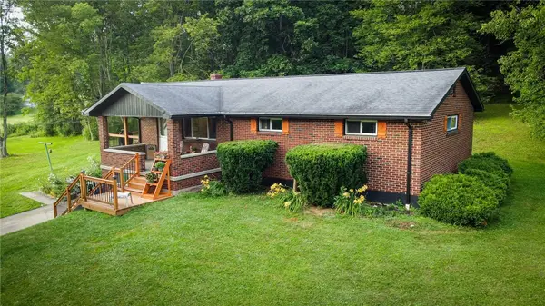 119 Eberhart Ln, Chicora, PA 16025