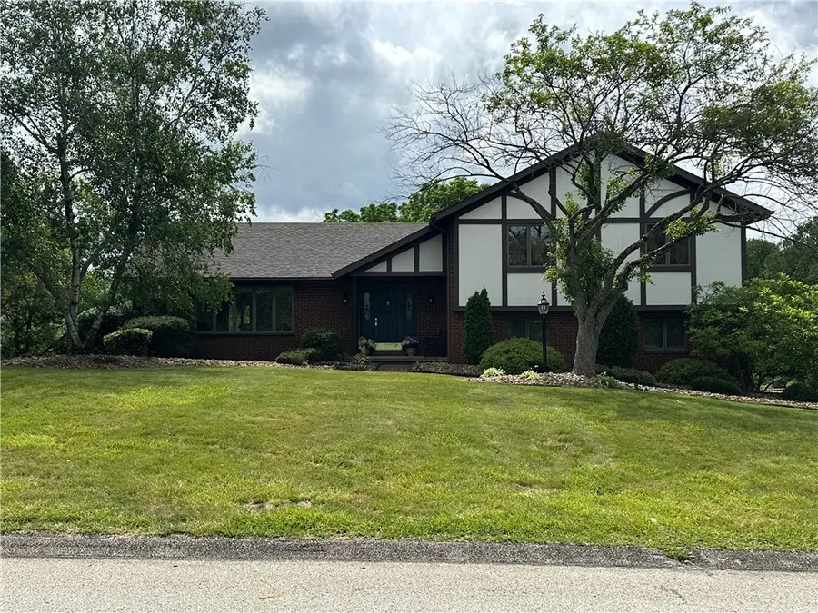 143 Heritage Hills Road, Uniontown, PA 15401 - #2
