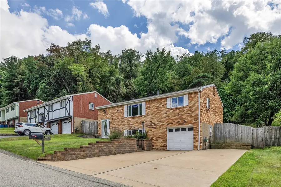 210 Springwood Drive, Penn Hills, PA 15147 - #3