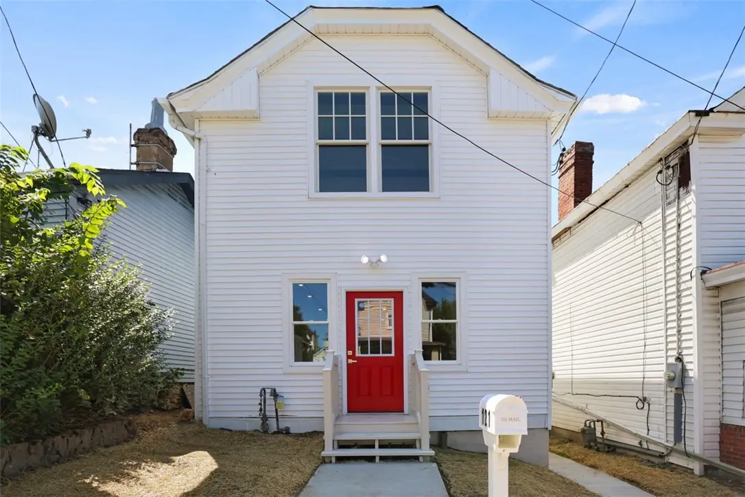 121 Newett St, Pittsburgh, PA 15210 - #1