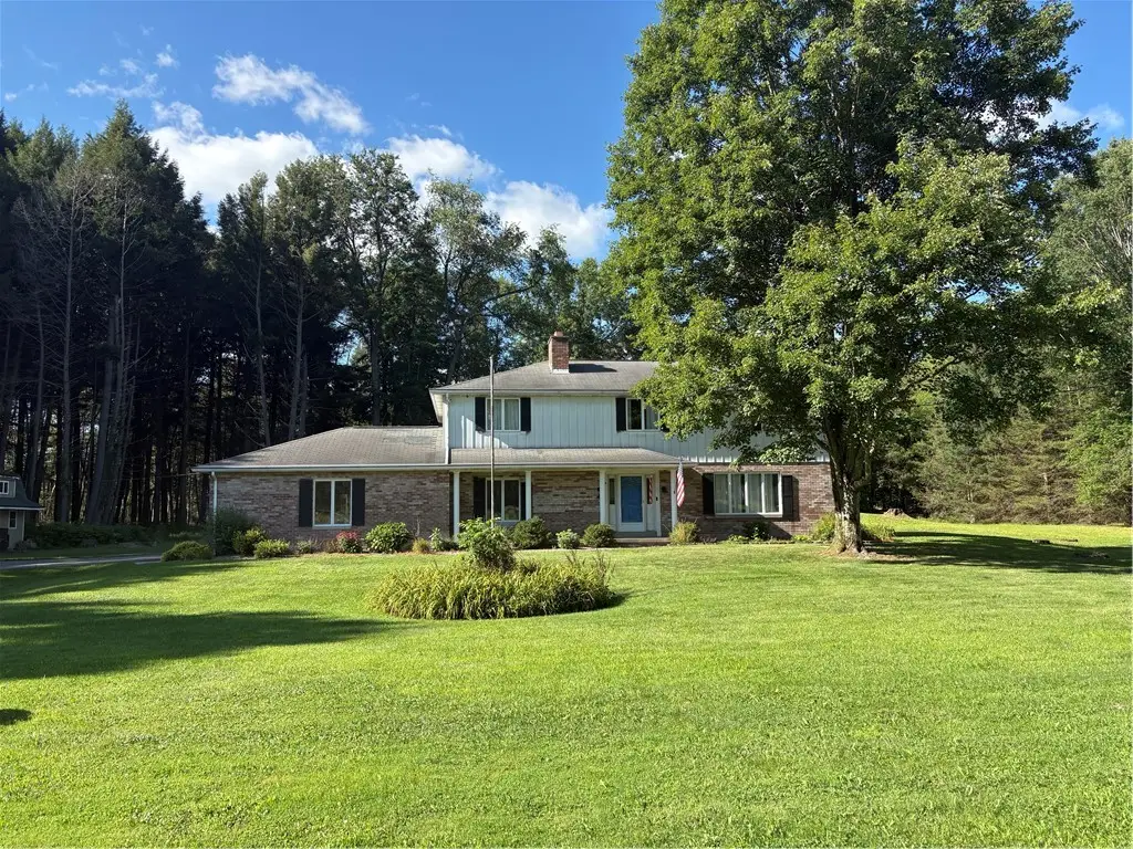 26 Country Club Road, Grove City, PA 16127 - #1
