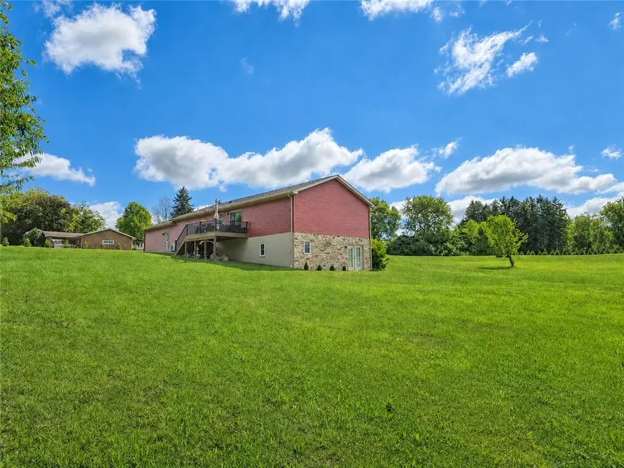 961 Sunset Dr, Butler, PA 16001 - #3