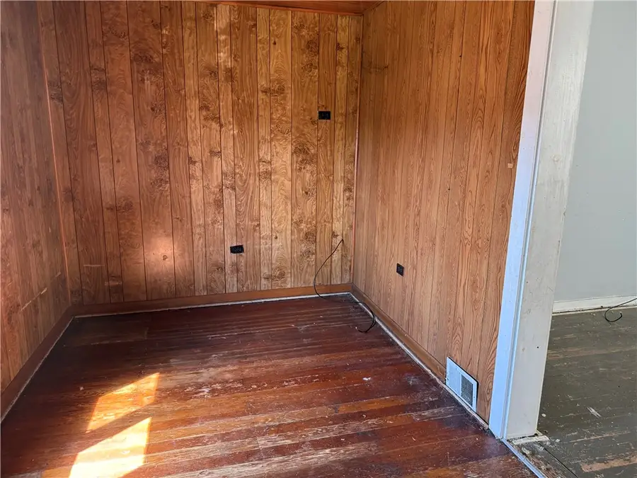 433 Euclid Ave, Glassport, PA 15045 - #3