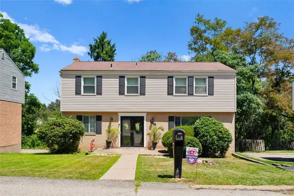 1816 Gina Drive, West Mifflin, PA 15122