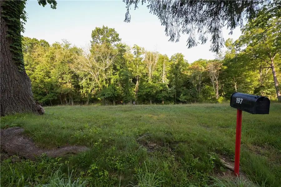 197 Mcclain Rd, Beaver Falls, PA 15010 - #2
