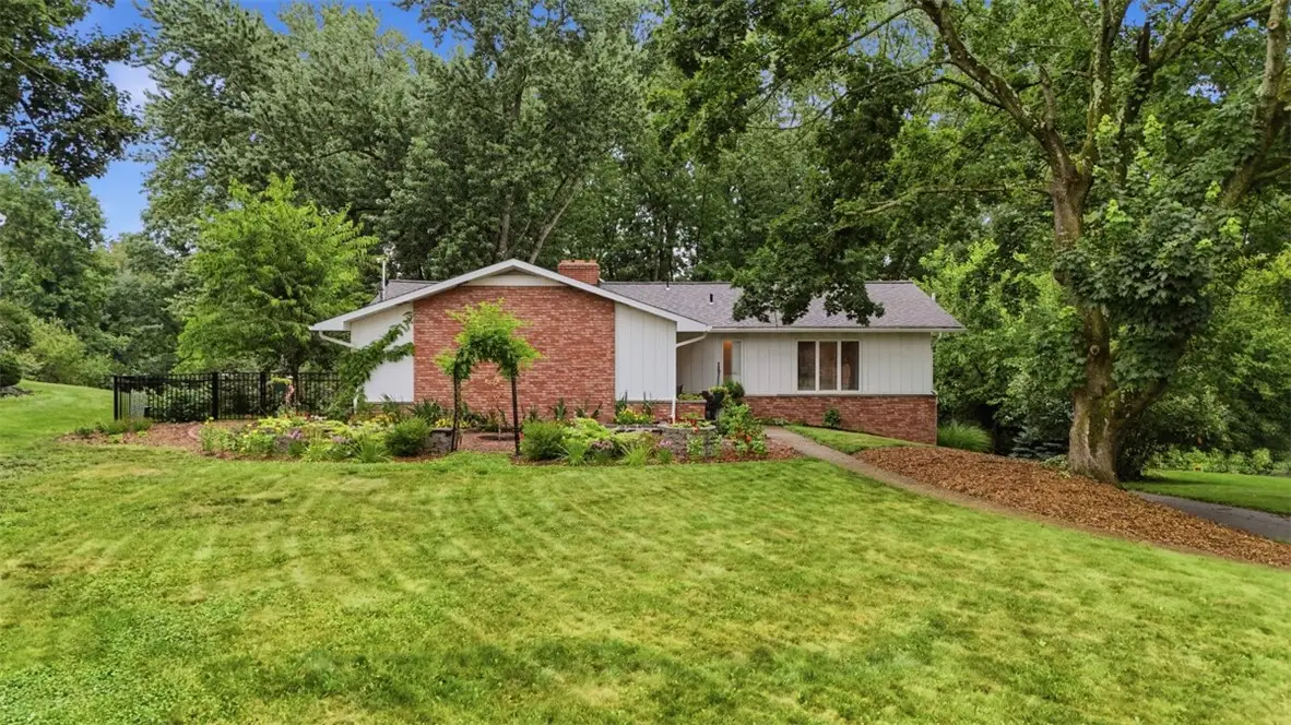 1538 King Charles Dr, Pittsburgh, PA 15237 - #1