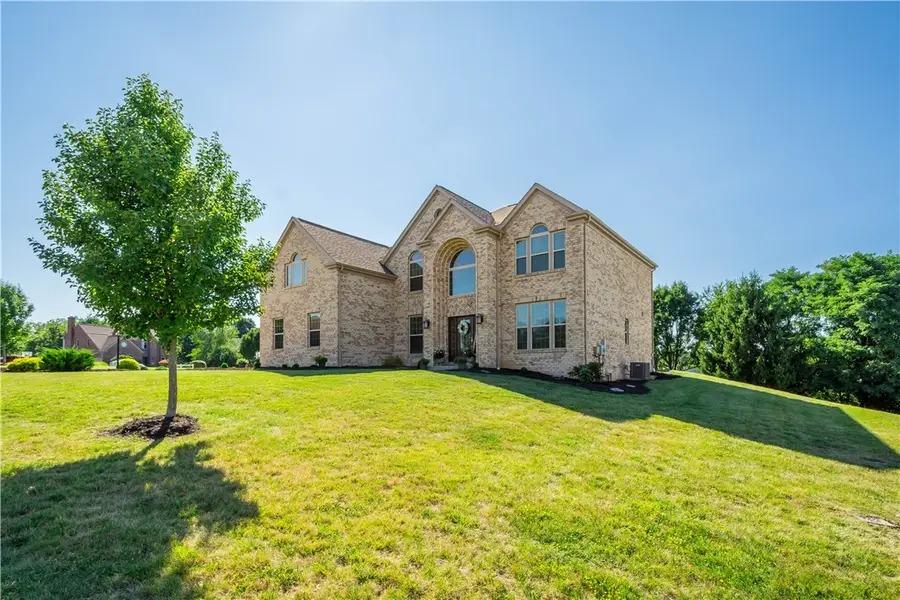280 Palomino Dr, Bethel Park, PA 15102 - #2