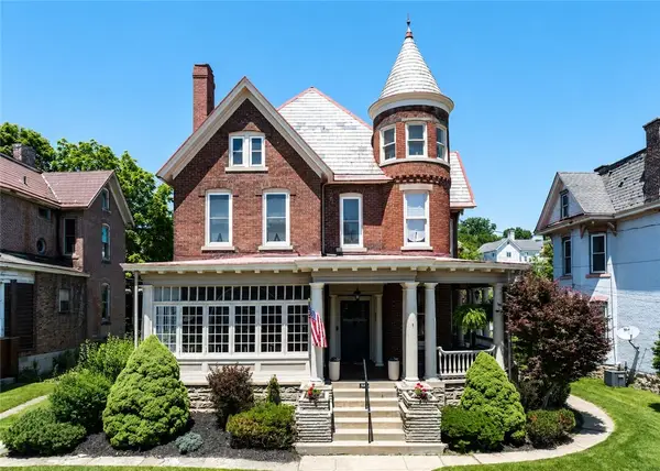 236 W Pike Street, Canonsburg, PA 15317