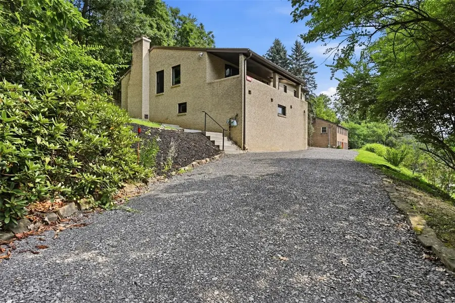 678 Smith Lane, Pittsburgh, PA 15205 - #2
