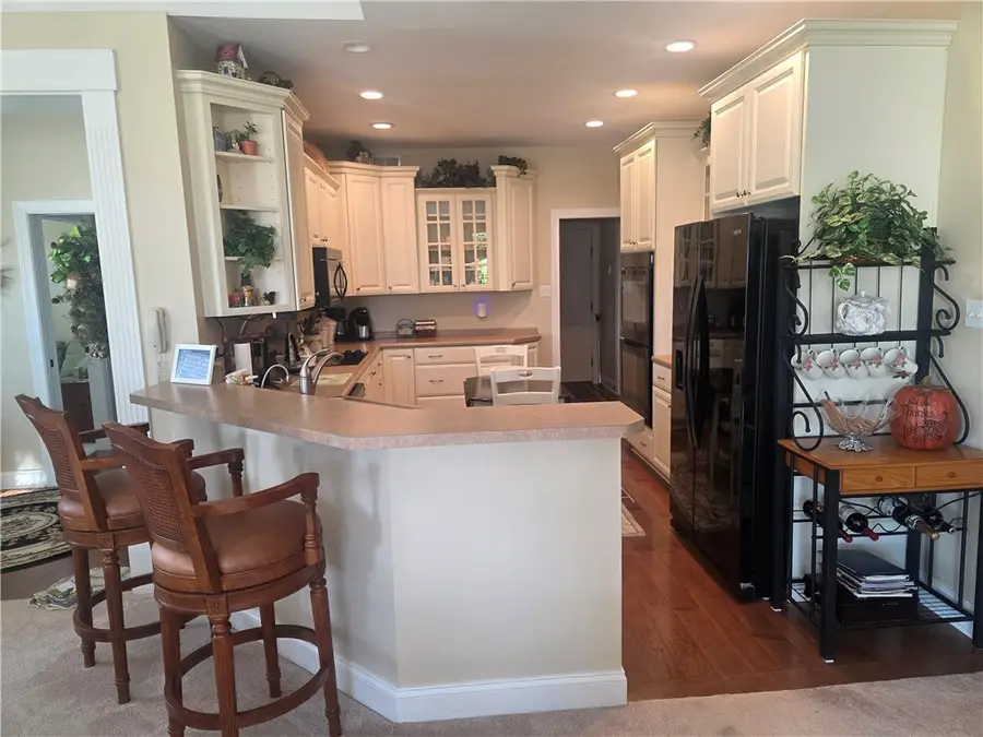 2000 Deacon Dr Unit #2, Latrobe, PA 15650 - #3