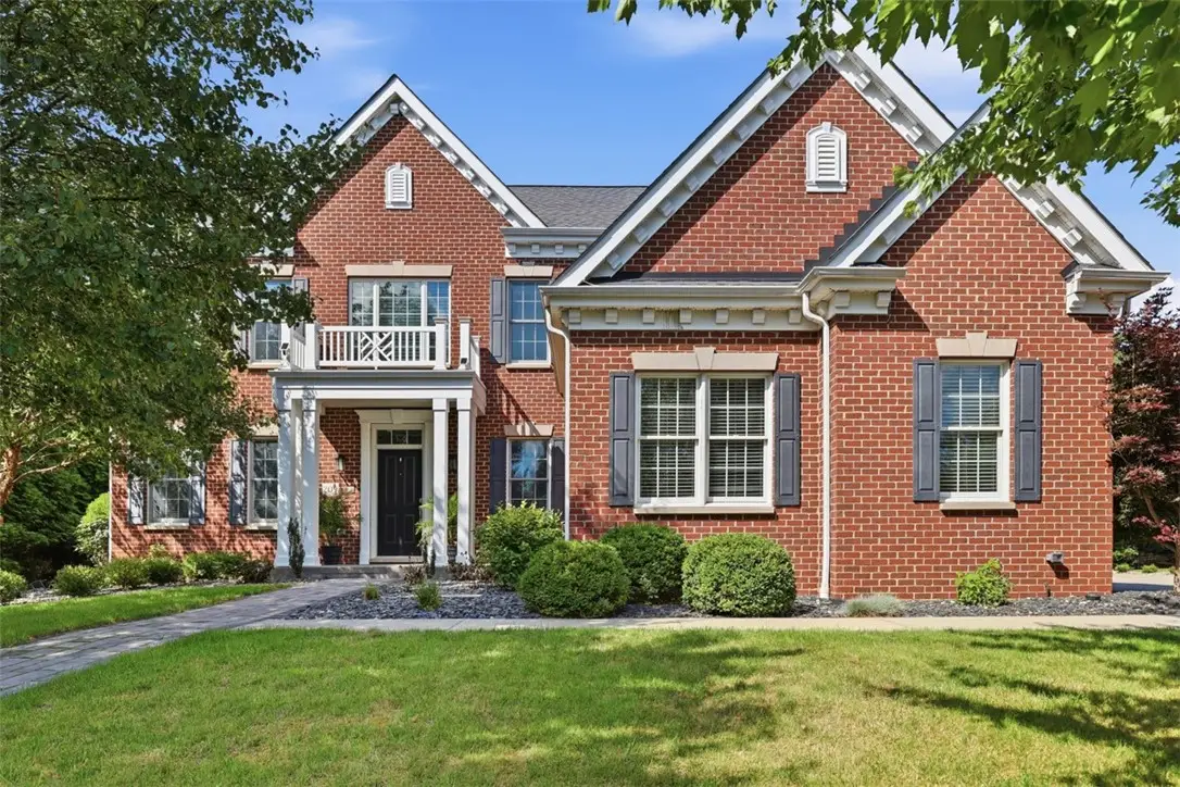 209 Stonecrest Ct, Gibsonia, PA 15044 - #1