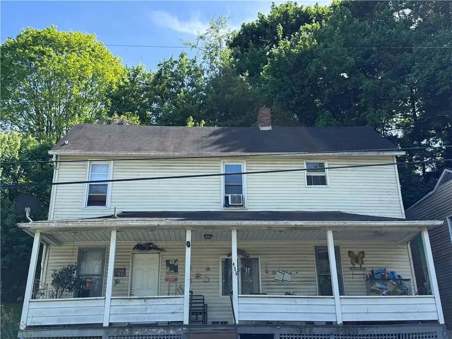 435 6th St, Donora, PA 15033 - #3