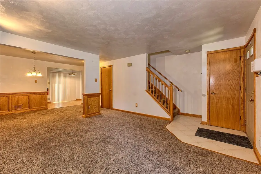315 Dolomite Ct, Latrobe, PA 15650 - #3