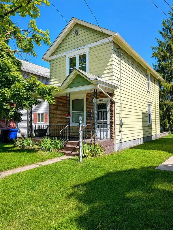 1329 Indiana Ave, Monaca, PA 15061