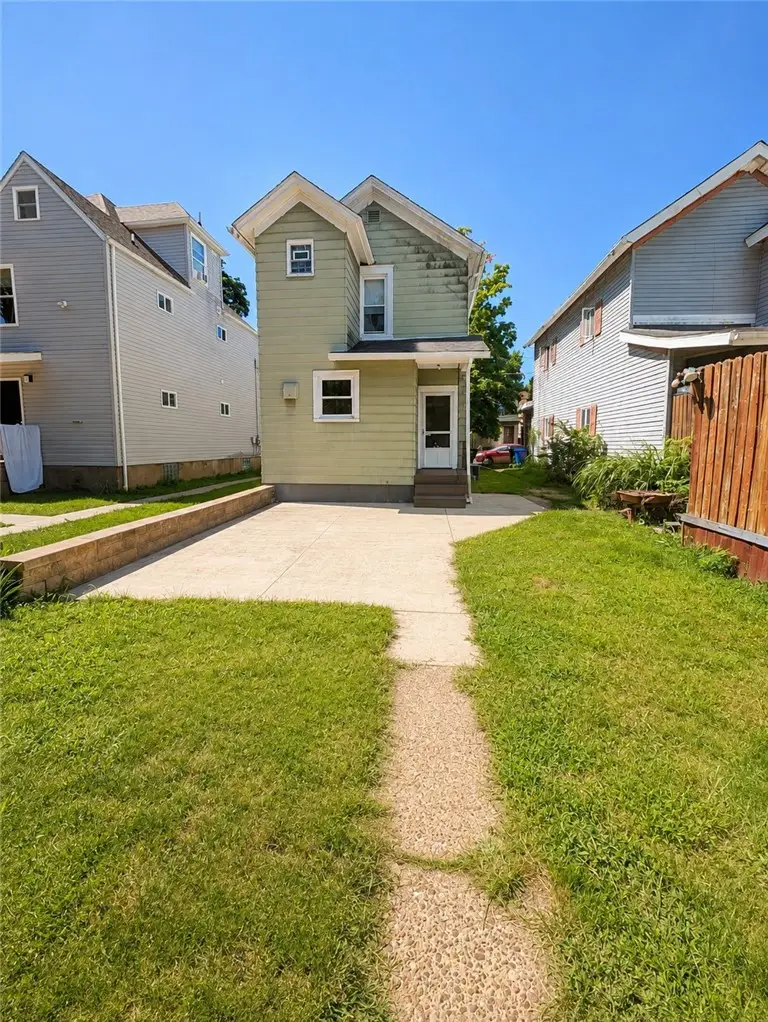 1329 Indiana Ave, Monaca, PA 15061 - #2
