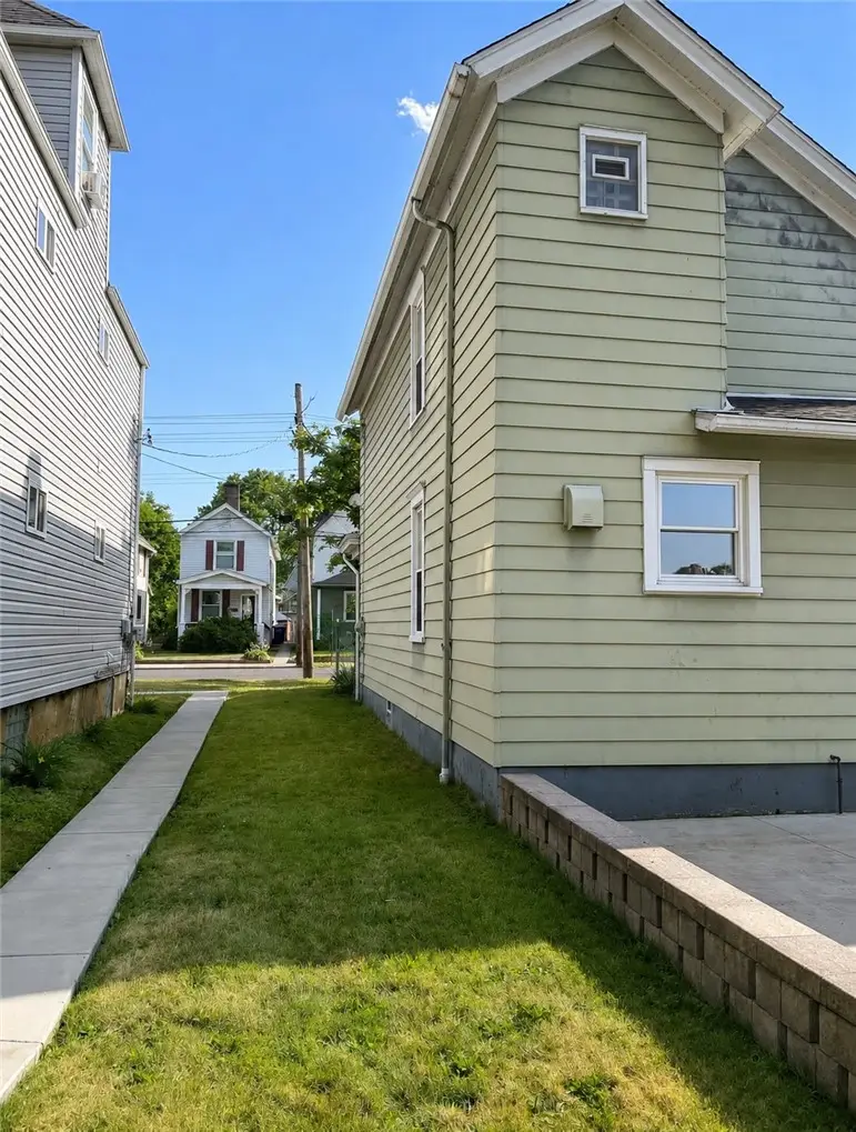 1329 Indiana Ave, Monaca, PA 15061 - #3