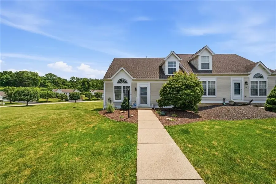 121 Sedeca Dr, Canonsburg, PA 15317 - #2