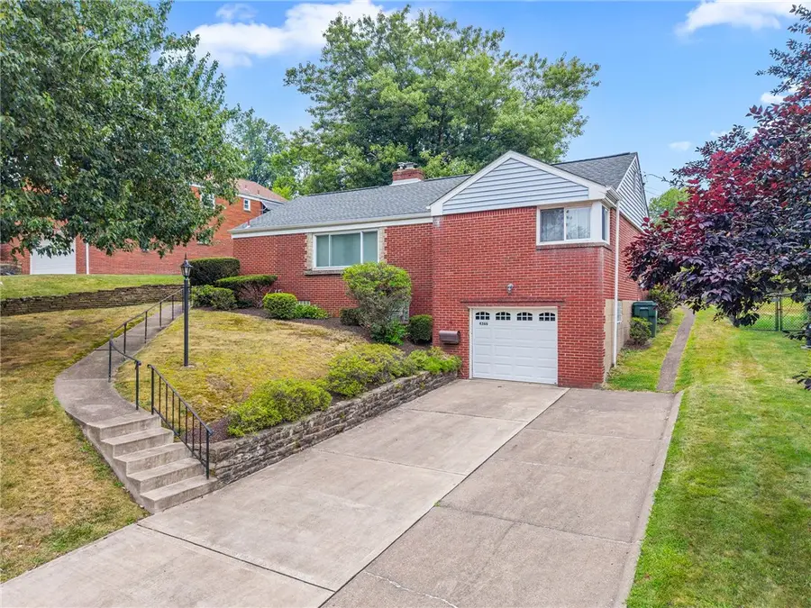 4366 E Brightview Ave, Pittsburgh, PA 15227 - #2