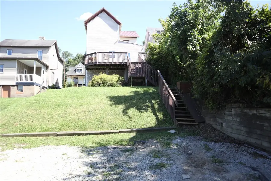 627 Wood St, California, PA 15419 - #2