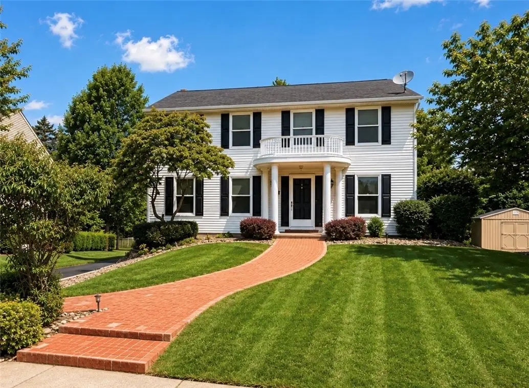 10232 Lavonne Dr, North Huntingdon, PA 15642 - #1
