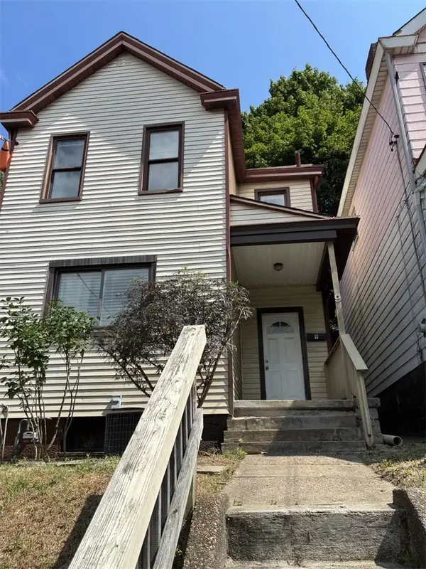 9 Marchmont St, Pittsburgh, PA 15205