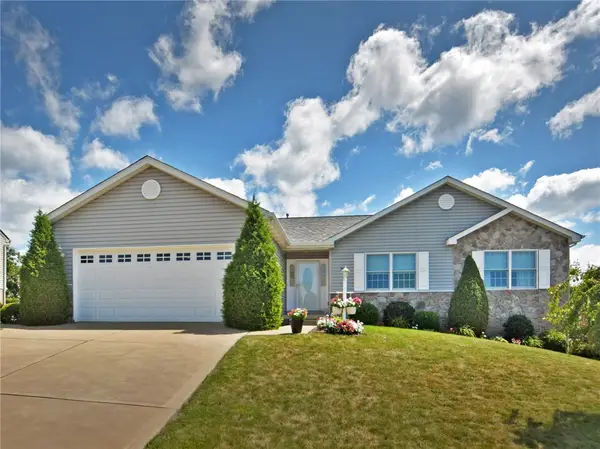 20 Patriot Ct, Pittsburgh, PA 15239