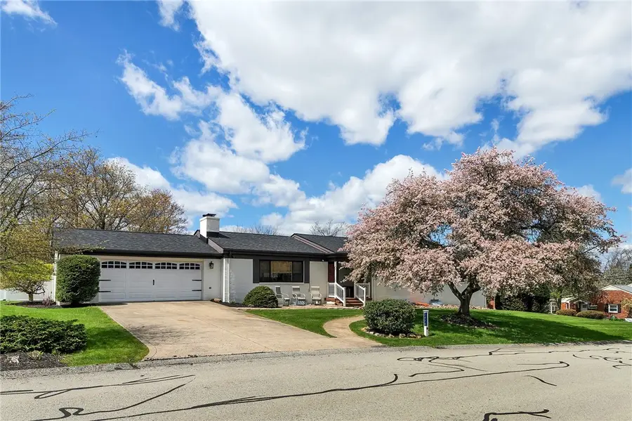 3470 Macarthur Drive, Murrysville, PA 15668 - #2