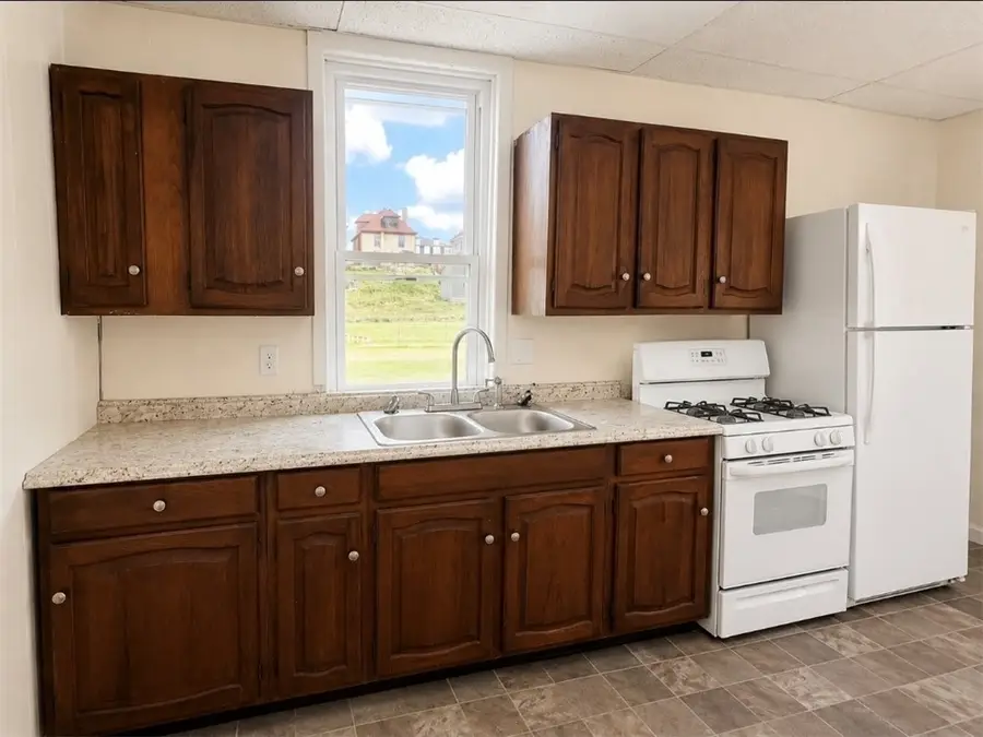 206 3rd Street, Freeport, PA 16229 - #3