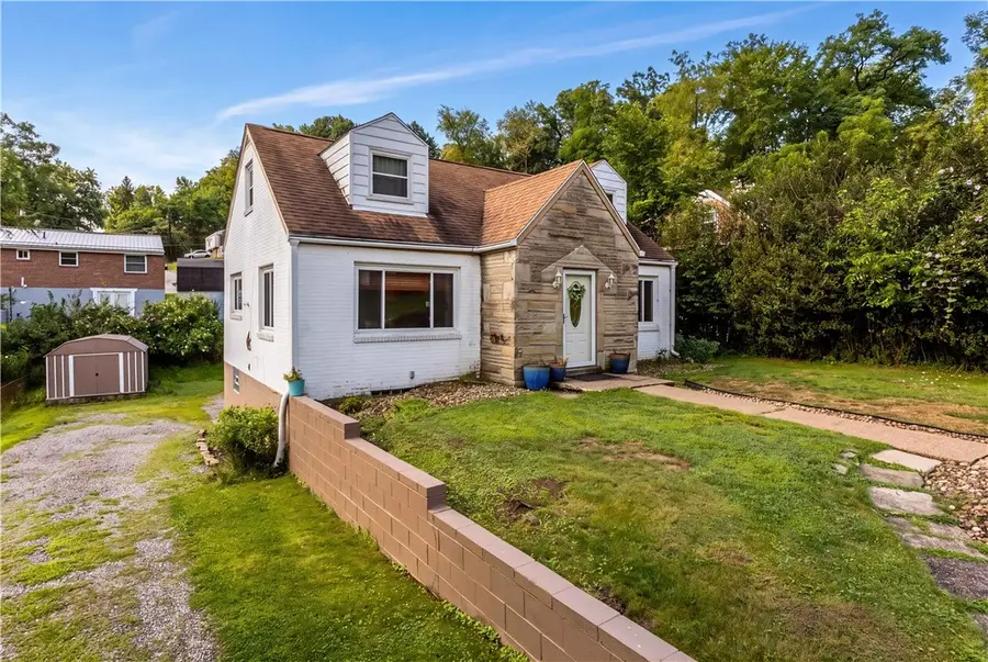 225 Bernardi Dr, Pittsburgh, PA 15214 - #2