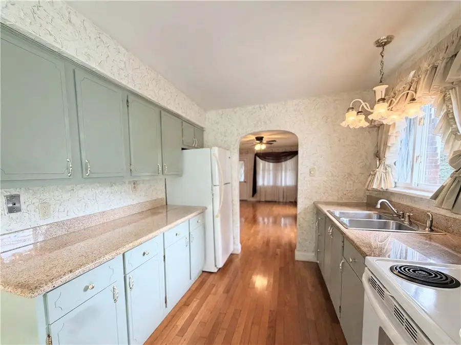 2154 Strangford Rd, Blairsville, PA 15717 - #3