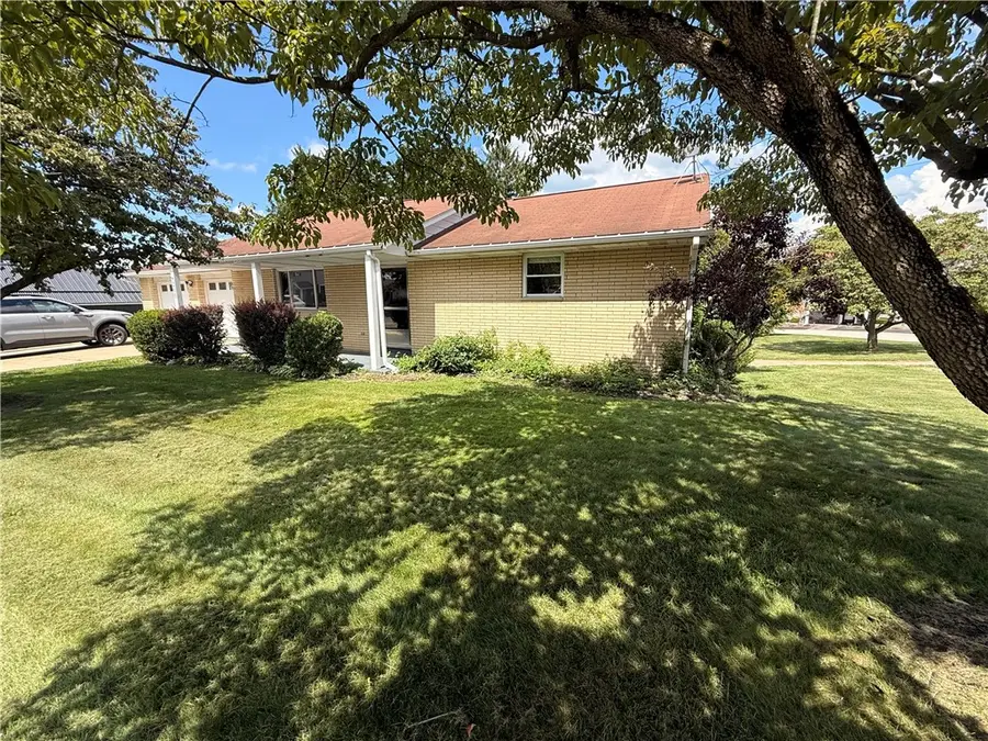 200 Social St, Perryopolis, PA 15473 - #2