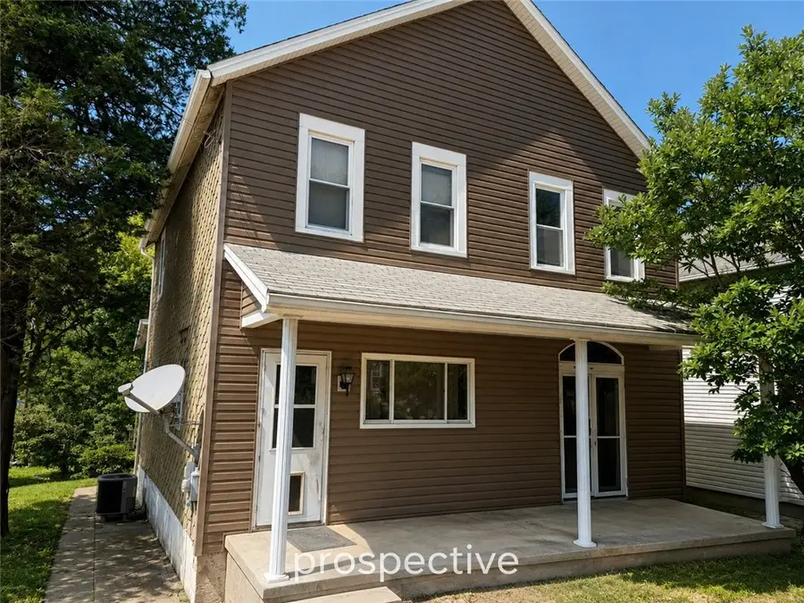 401 2nd St, Vestaburg, PA 15368 - #2