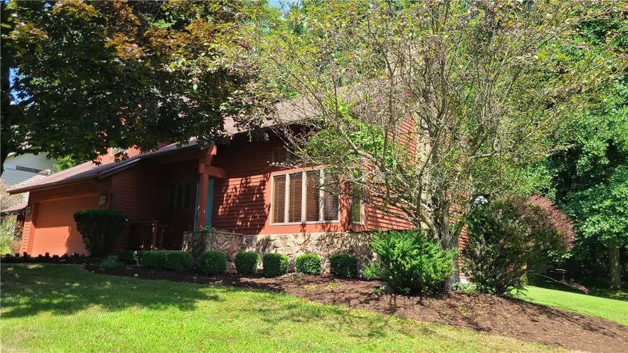 10112 Nancy Dr, Meadville, PA 16335 - #2