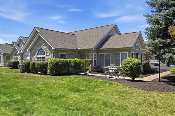 1737 Heather Heights Dr, Crescent, PA 15046