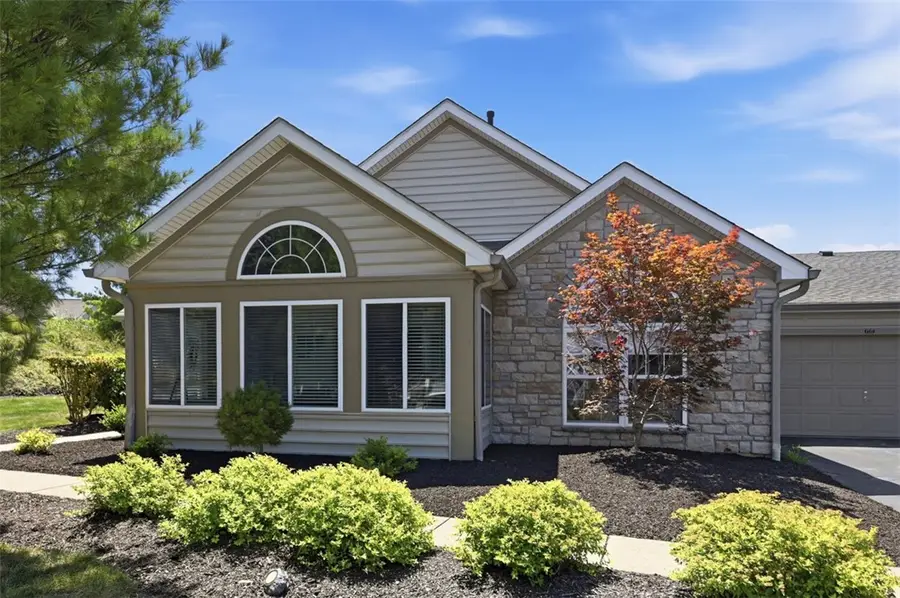 1737 Heather Heights Dr, Crescent, PA 15046 - #2
