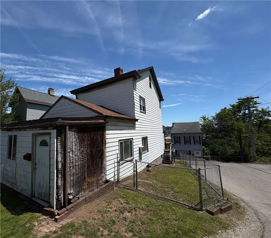 124 Shoup St, Pittsburgh, PA 15209 - #3