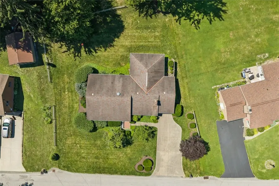 127 Allan Dr, Beaver, PA 15009 - #3