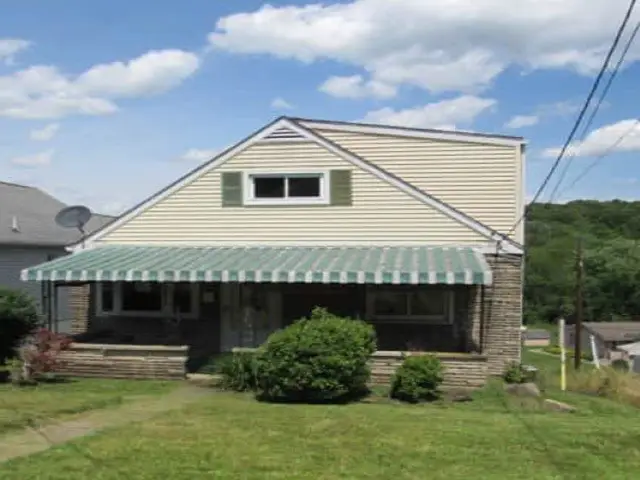 2345 Locust St, Greensburg, PA 15601 - #1