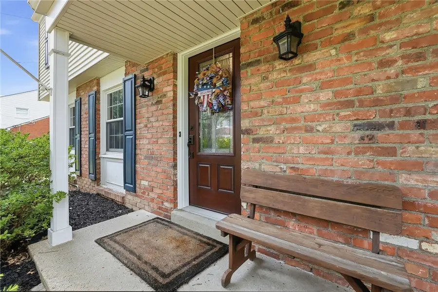 2349 Cramden Rd, Pittsburgh, PA 15241 - #2